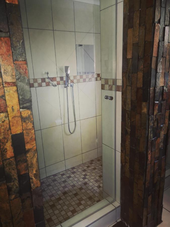 Aaa Rose Garden Guesthouse Mookgophong Zewnętrze zdjęcie