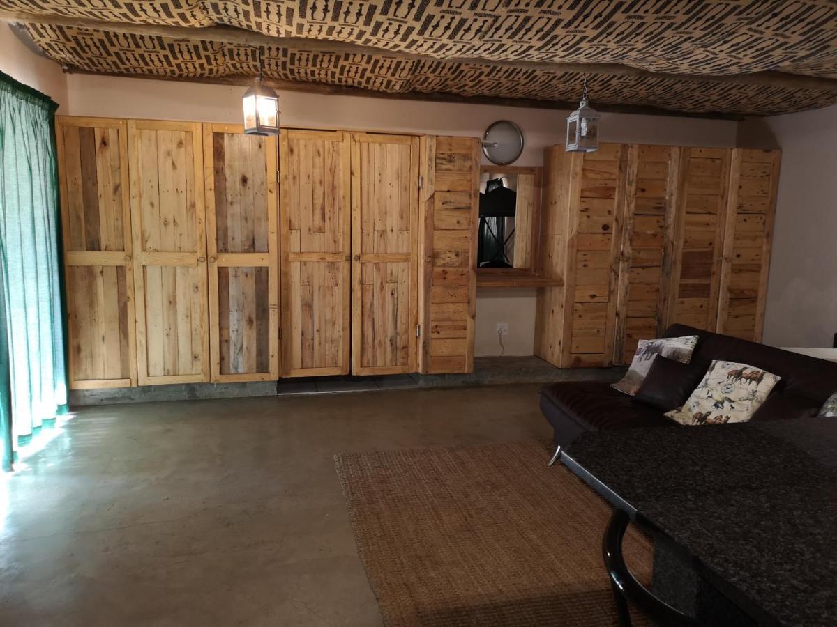 Aaa Rose Garden Guesthouse Mookgophong Zewnętrze zdjęcie