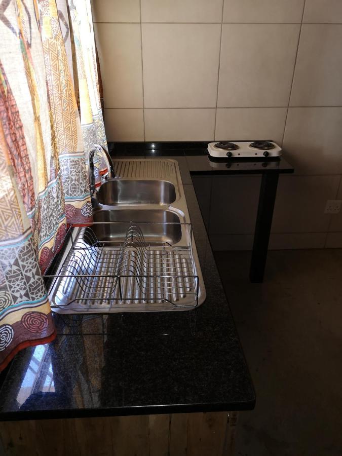Aaa Rose Garden Guesthouse Mookgophong Zewnętrze zdjęcie