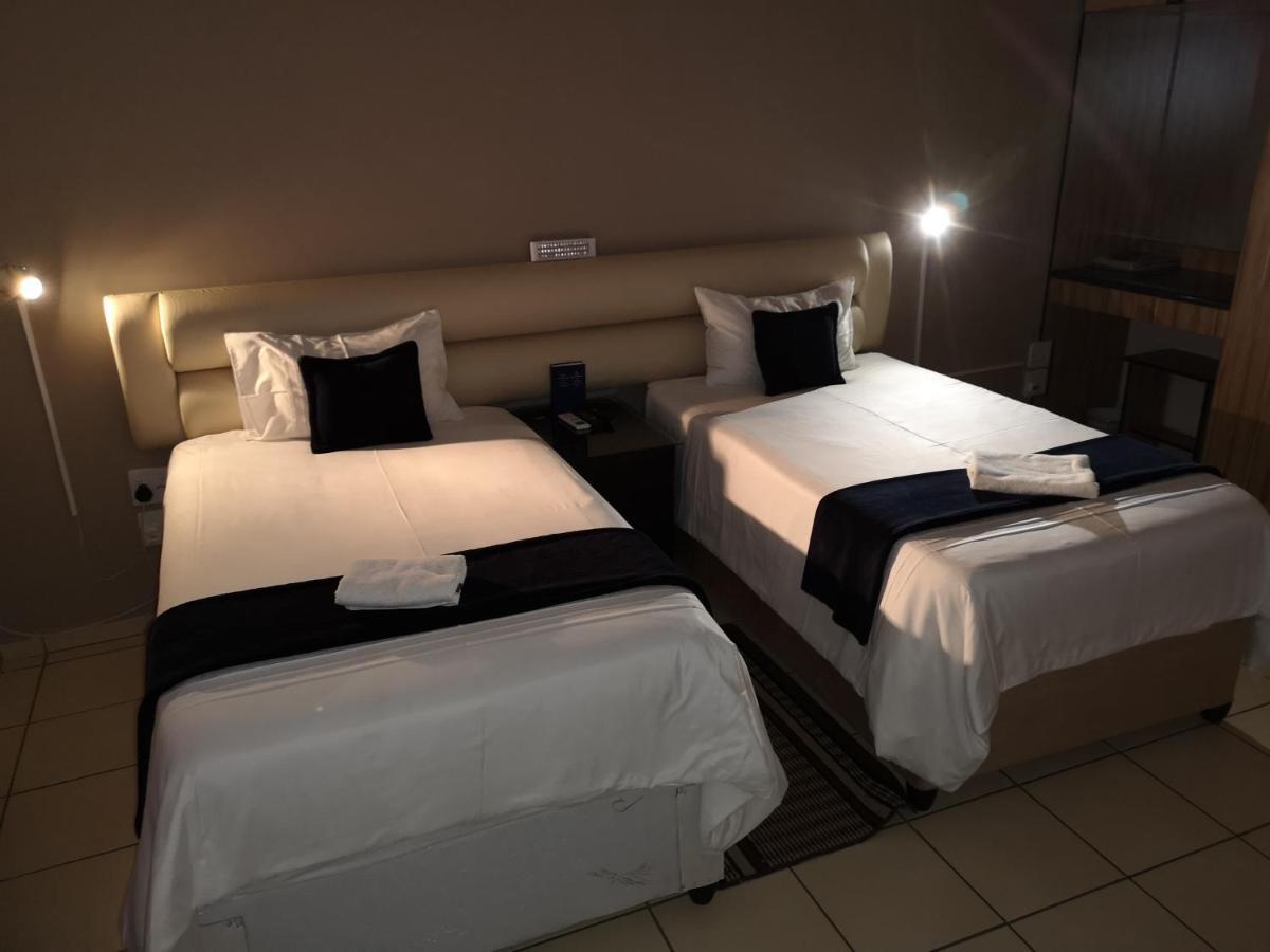 Aaa Rose Garden Guesthouse Mookgophong Zewnętrze zdjęcie