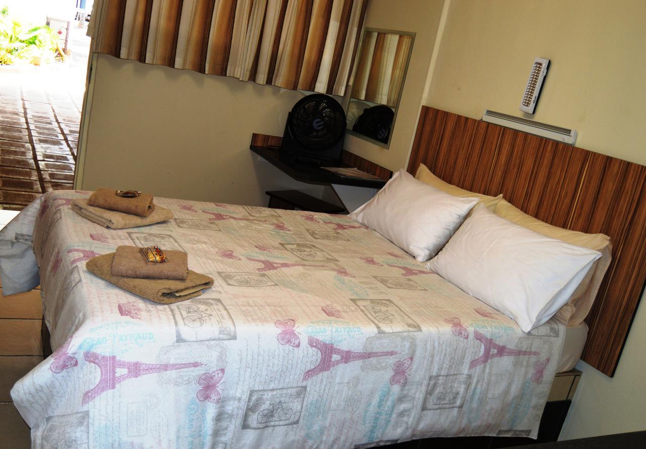 Aaa Rose Garden Guesthouse Mookgophong Zewnętrze zdjęcie